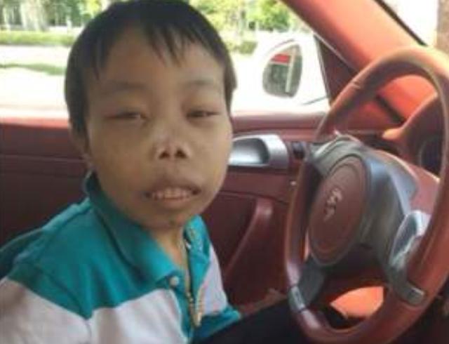 还记得“外星人”陈山吗？24岁坐拥5亿资产，为何惨遭快手清退？