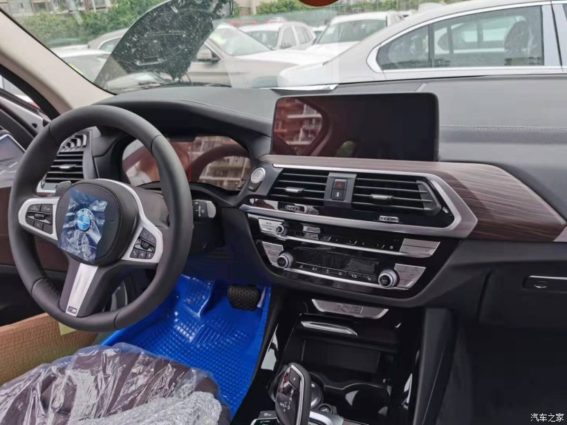 38.3万放弃奥迪Q5提了宝马X3，开了8960公里，车主终于说出心里话