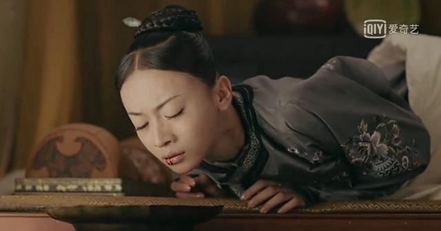 延禧攻略：璎珞听完傅恒遗言，心碎地说出四个字，幸好乾隆没听到