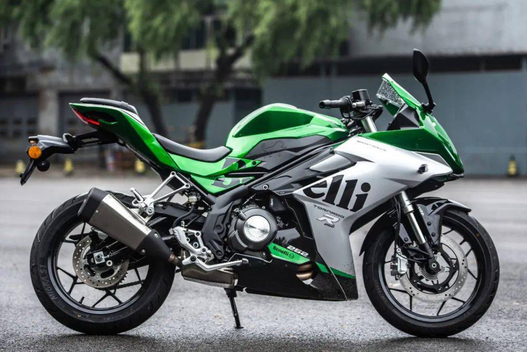 挑花了眼,250仿赛该如何选?