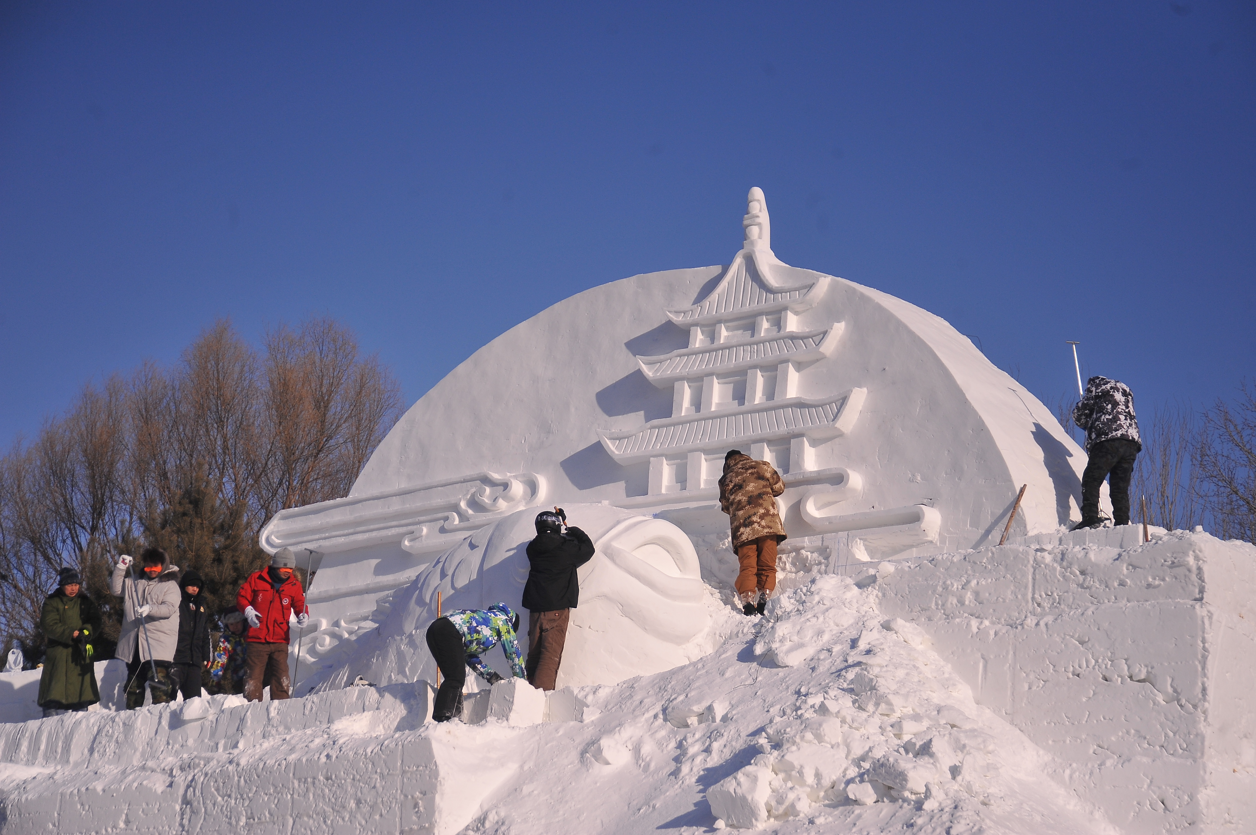 哈尔滨滑雪场几月份开放(有大优惠，赶紧安排上！哈尔滨这些冰雪旅游景区开放时间定了)