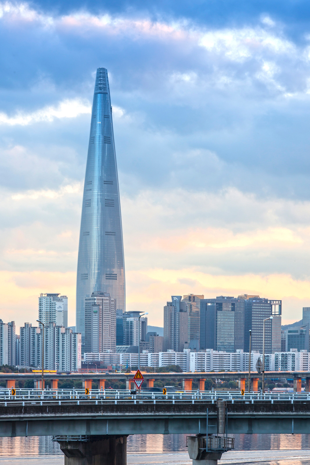世界最高建筑排名(世界最高建筑排名前100)-我的快乐小窝