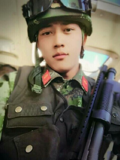 为什么很多专科生毕业后，会选择入伍从军？3个好处本科生也羡慕