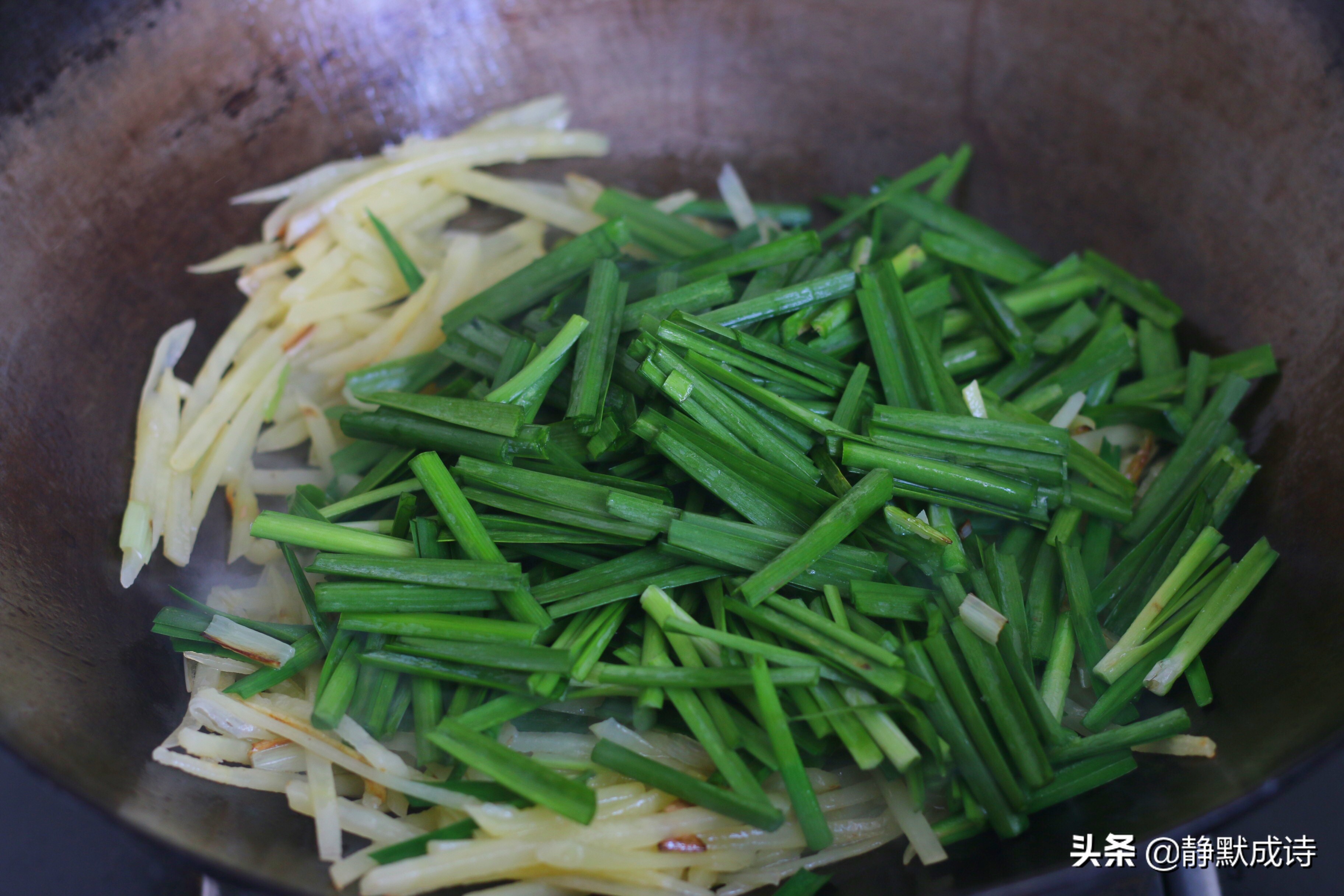 土豆丝这个炒法更香，简单几步，清香下饭，百吃不腻