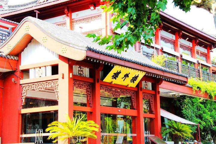 老杭州地道美食攻略：9种必吃美食和16家老字号餐馆推荐