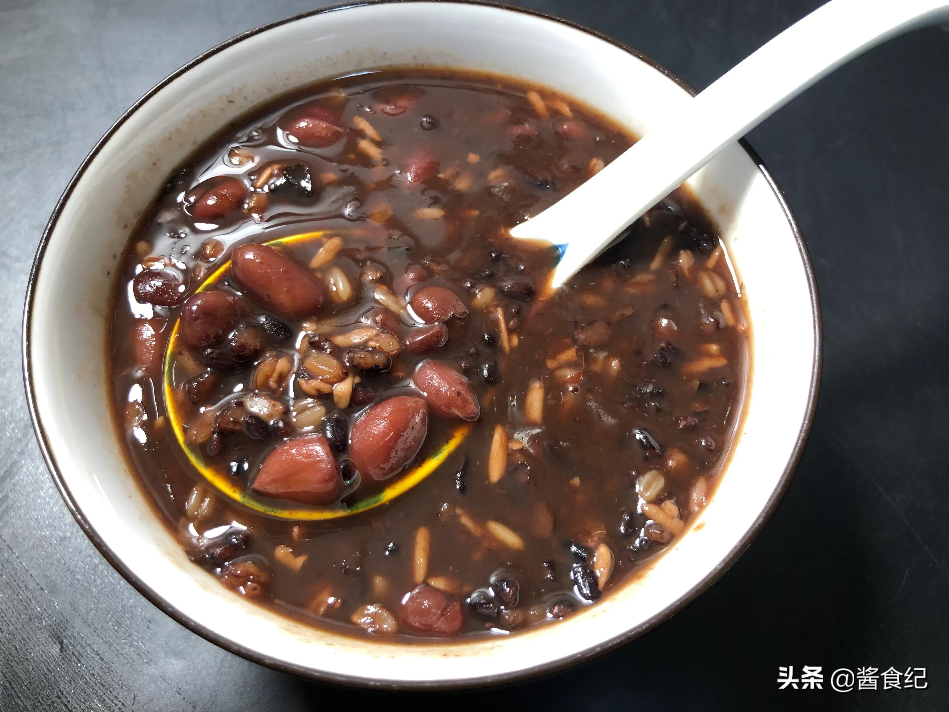 女性喜爱甜品排行榜：甜蜜滋养，美容养颜的美味选择