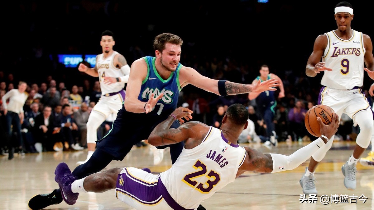 nba的球衣为什么是耐克（为什么叫NBA耐克联盟？剥夺库里FMVP，刻意打压哈登恩比德）