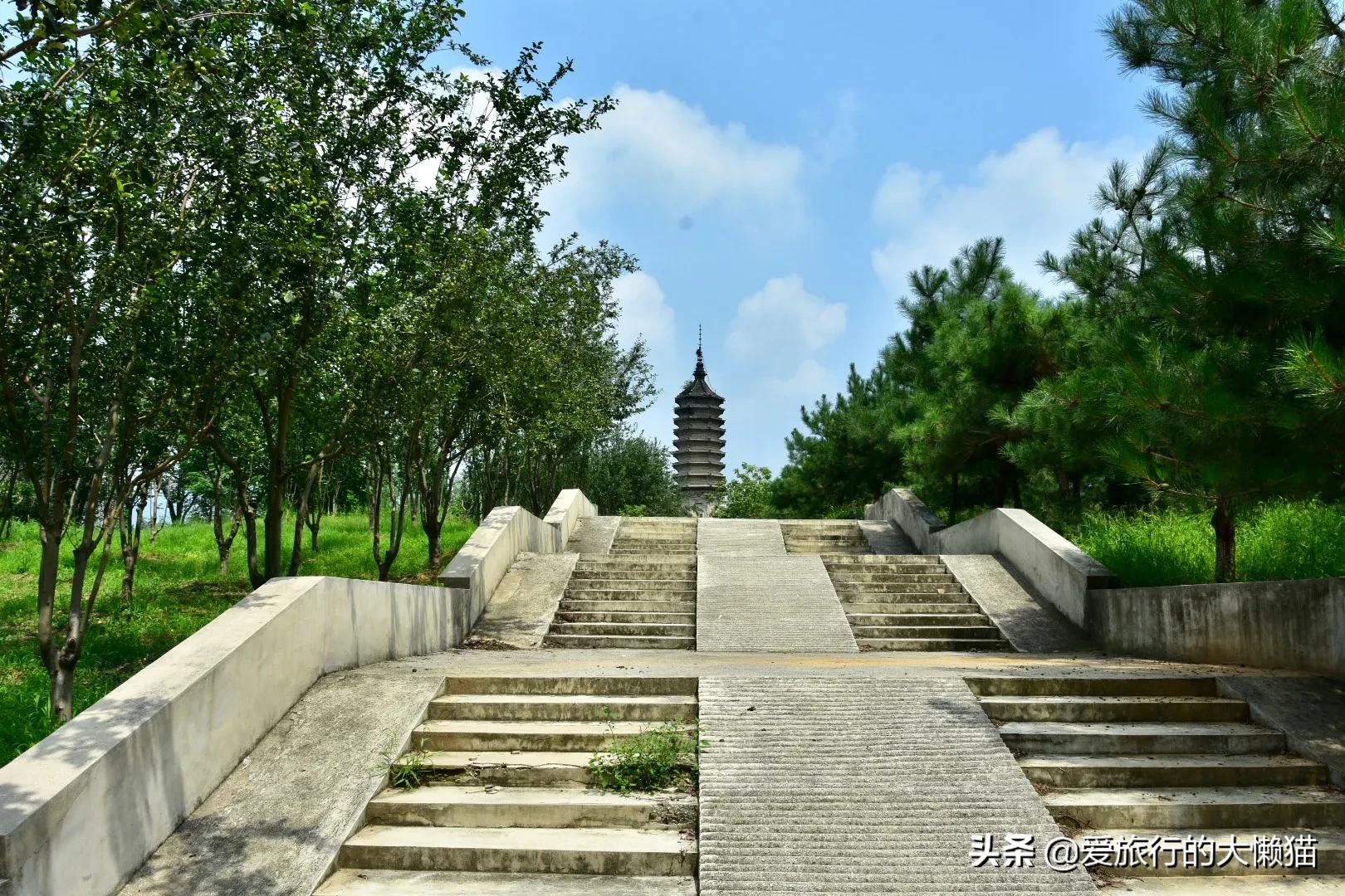 明代第一邪僧，被称为“黑衣宰相”的姚广孝的墓塔就在北京房山