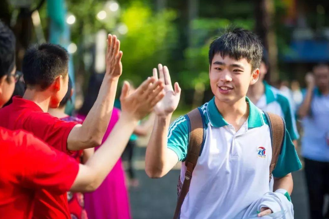 高考40%-50%的考生，会被调剂到冷门专业，考生报志愿要注意