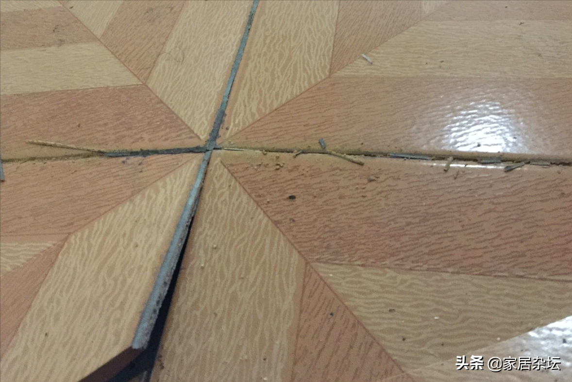 家里装修铺的地砖，为什么时间长了会拱起？如何预防？怎么处理？