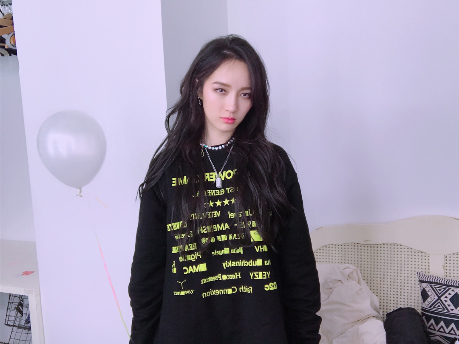 孟佳因发质细软承认戴假发片，发质不好怎么拯救头发造型？