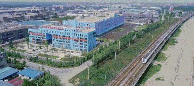 张亮、杨国福双雄争霸，麻辣烫品类能否诞生下一个“海底捞”？