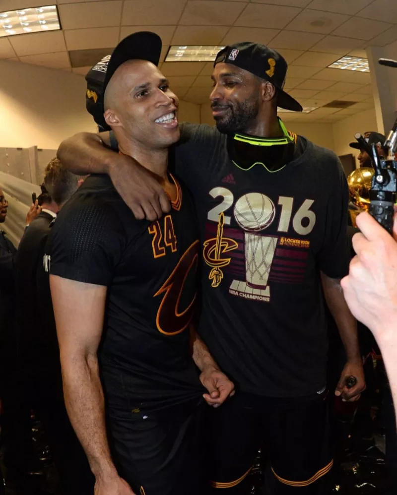 16年nba总决赛七场录像（创造历史！骑士官方晒图回顾2016年夺冠时刻）