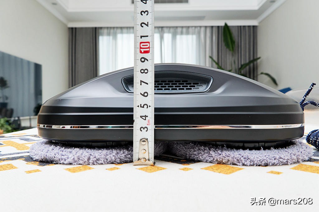 今后擦玻璃就靠它了，窗明镜亮心情好，玻妞擦窗机器人388体验