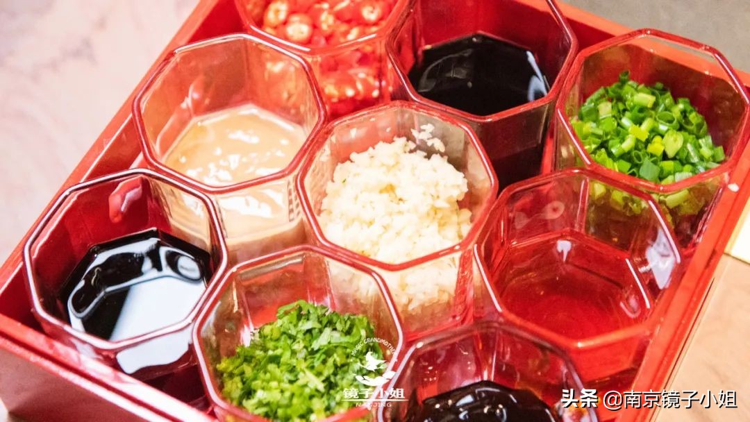 ⎾黑龙吃肉酒馆⏌新晋潮人打卡地，涮+烤+酒馆一站式嗨体验