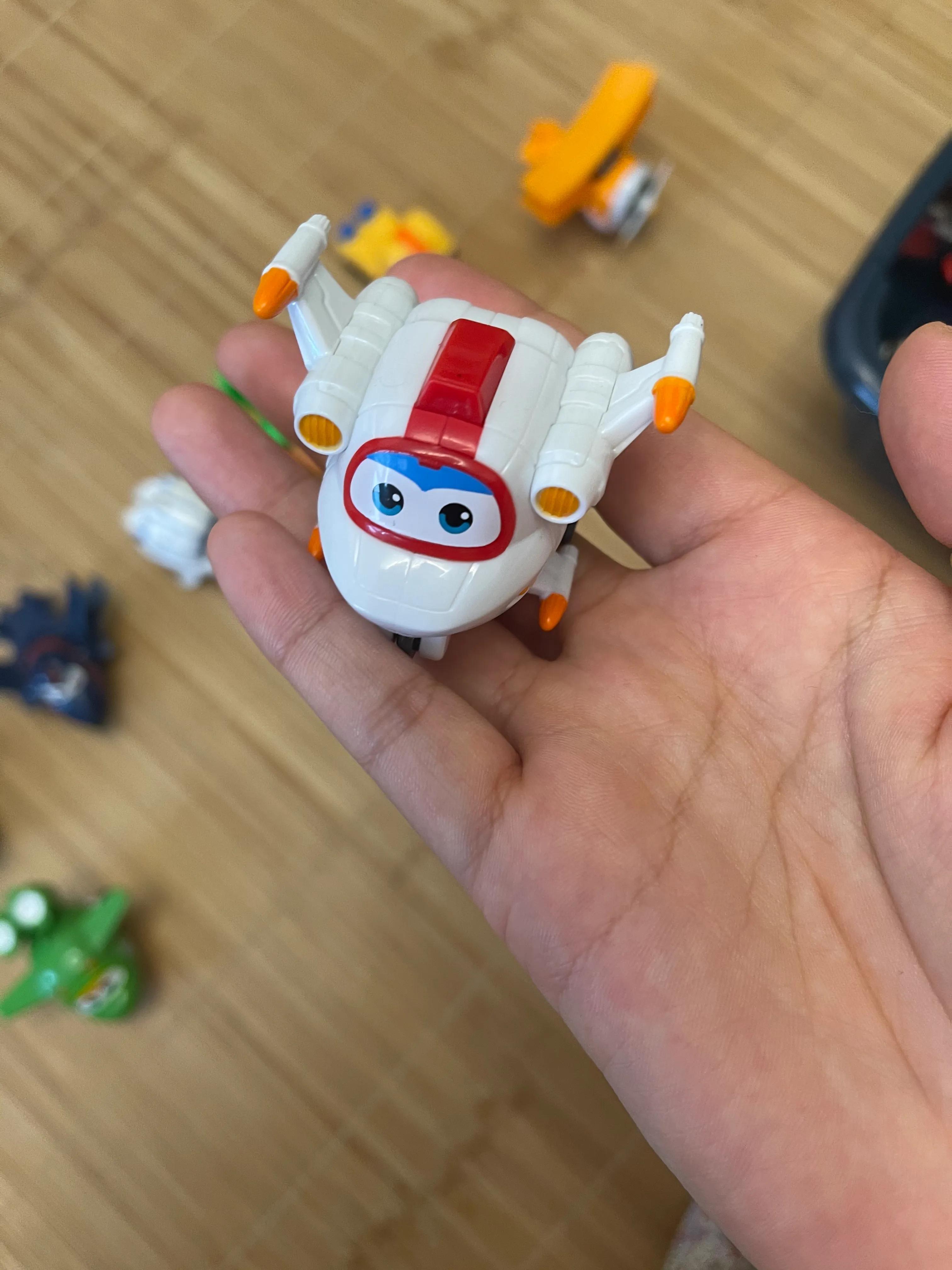 和宝宝一起来认识下超级飞侠人物吧