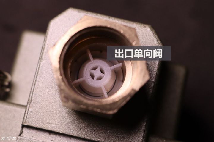 超详细干货 三步解决发动机烧机油 网友：多年的疑问终于解开