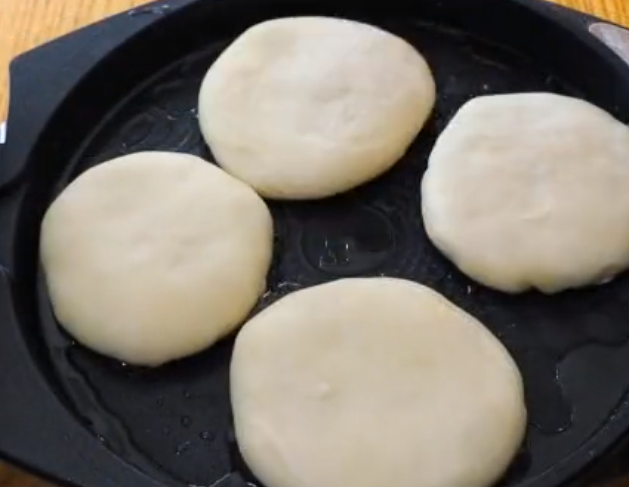 酥皮馅饼的做法（教你简单开酥方法千层酥脆）