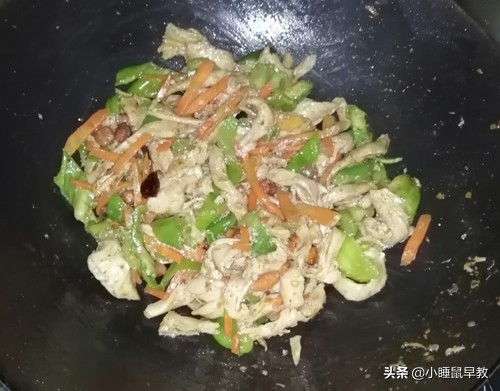 孜然面筋的做法（掌握这三个技巧面筋香辣过瘾）