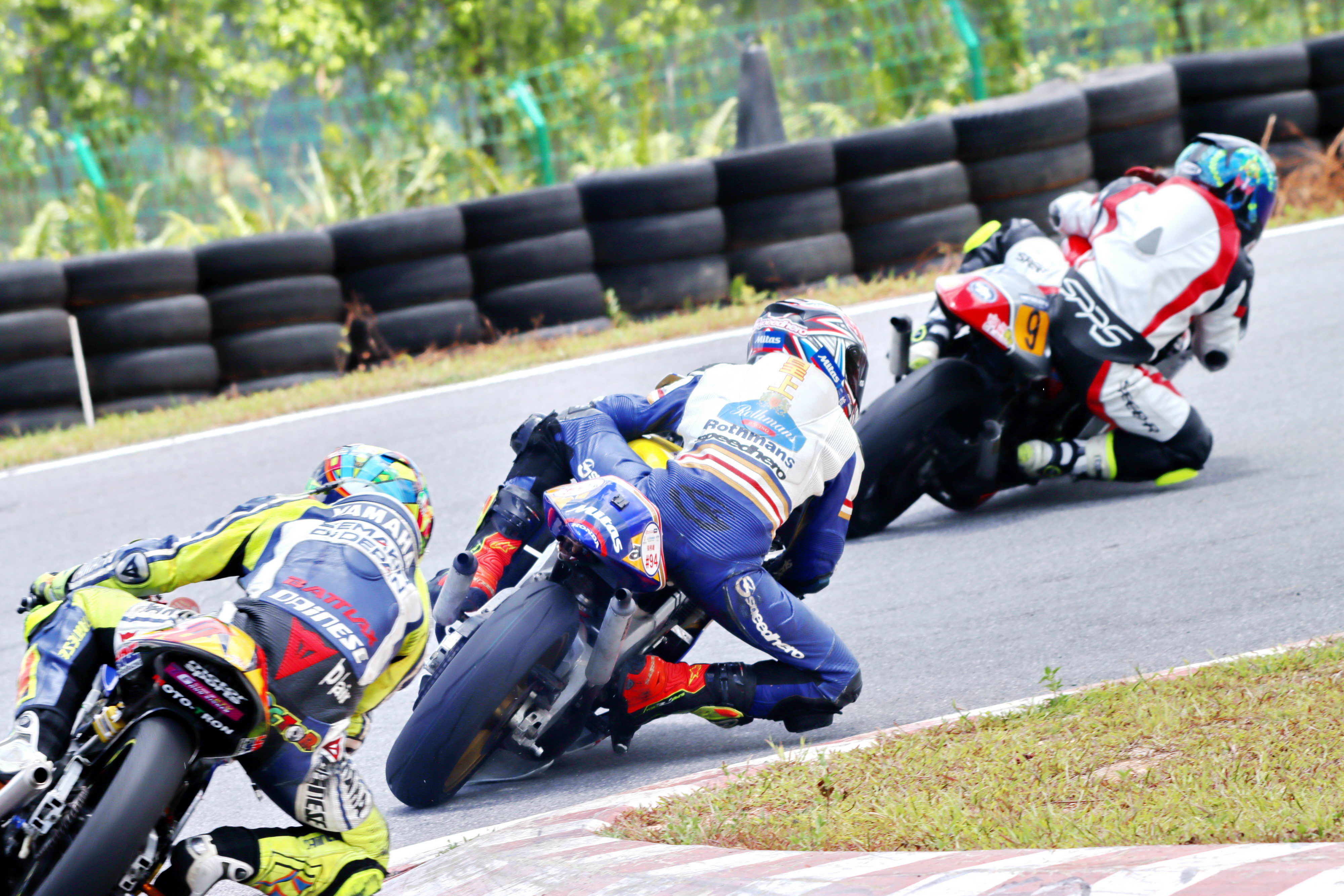 郑伟雄赛车(伟业达 GP：2021 大湾区摩托车大赛 改装街车公开组（2T）)