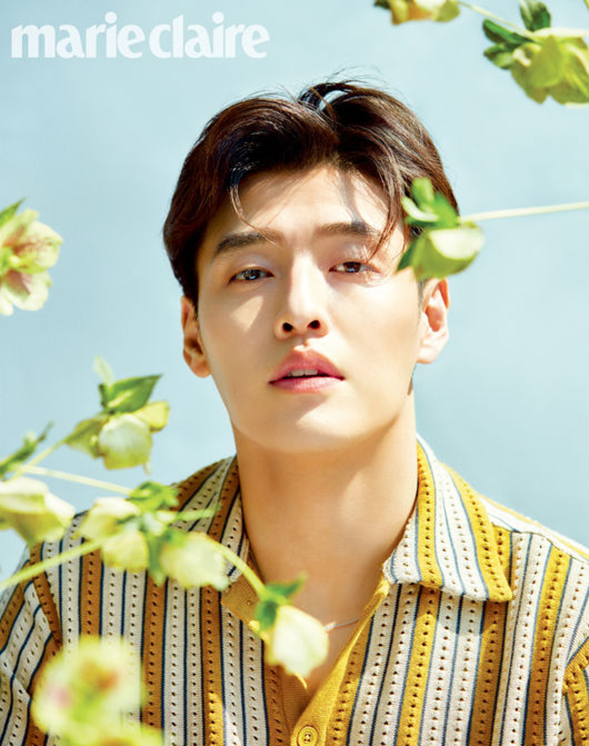 【第12位】姜河那现年31岁的李钟硕,曾经出演《异乡人医生》,《w两个