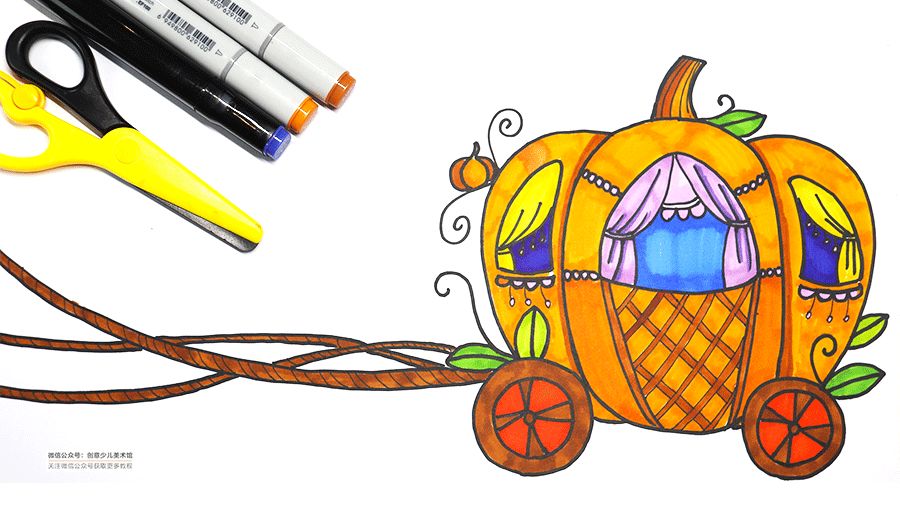 南瓜马车用剪刀剪下来准备白色卡纸和勾线笔画出老鼠的外形动态通过