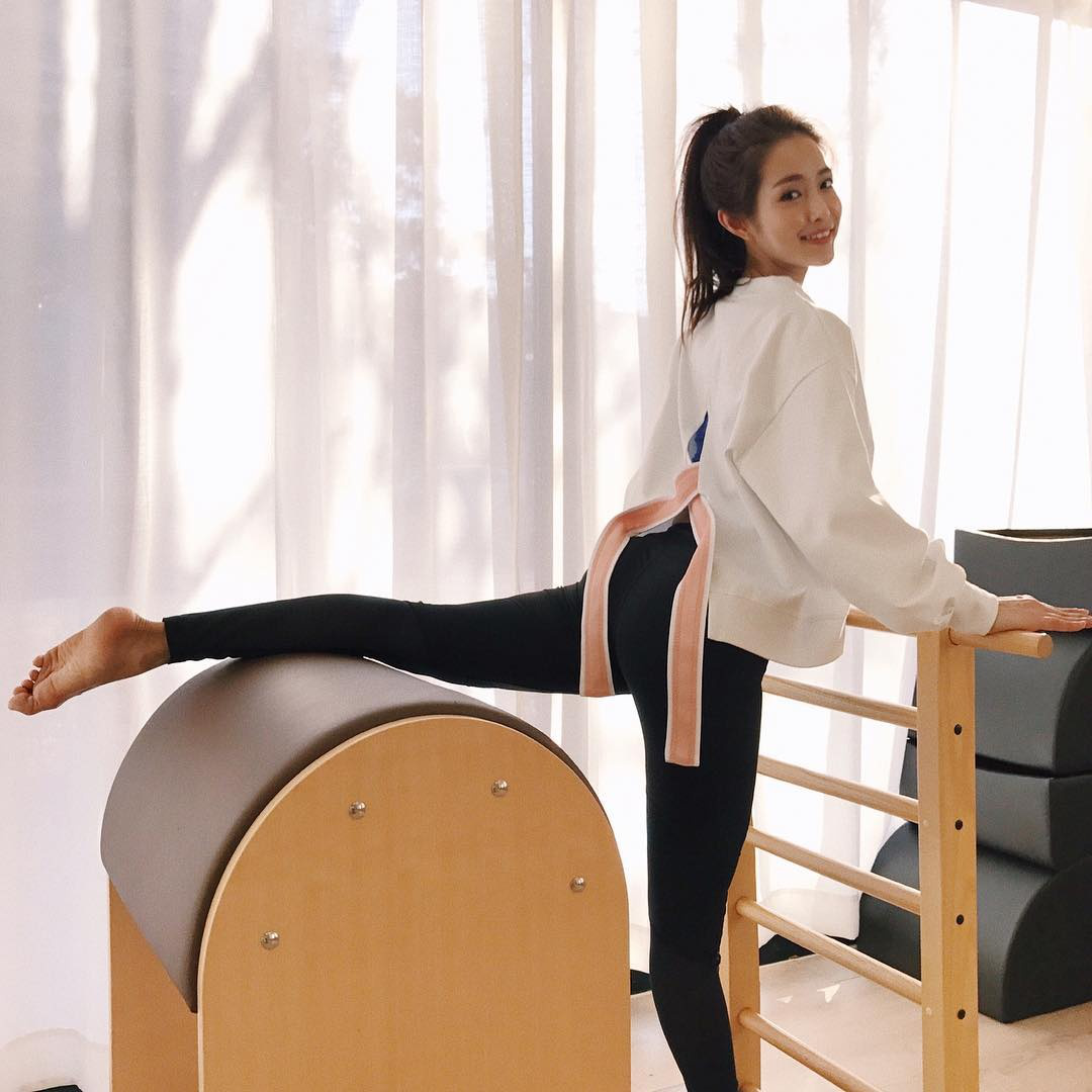 韩国美女健身教练马甲线(韩国美女教练,爱练瑜伽,初恋脸 马甲线身材,3