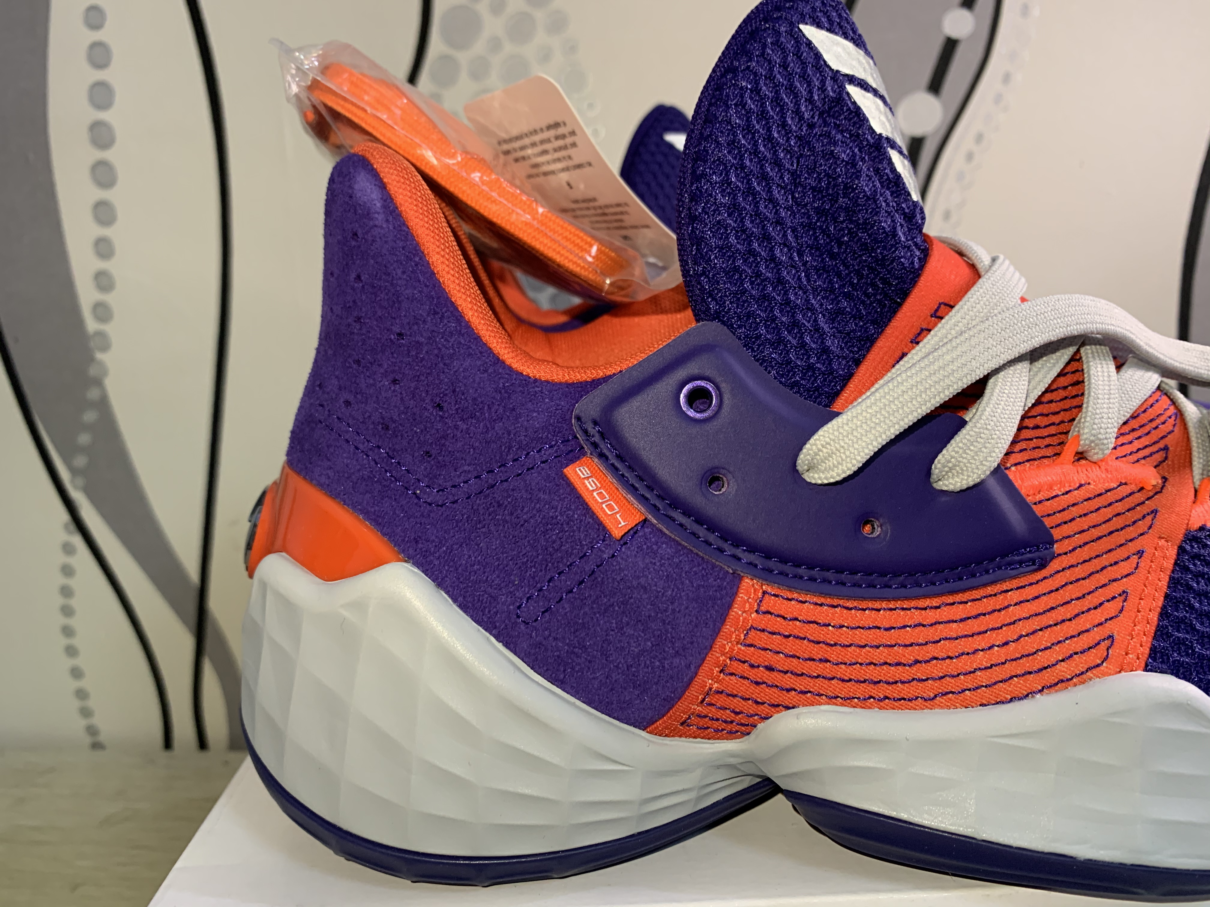 篮球鞋44码多少厘米（Adidas 哈登4 非专业穿用测评）