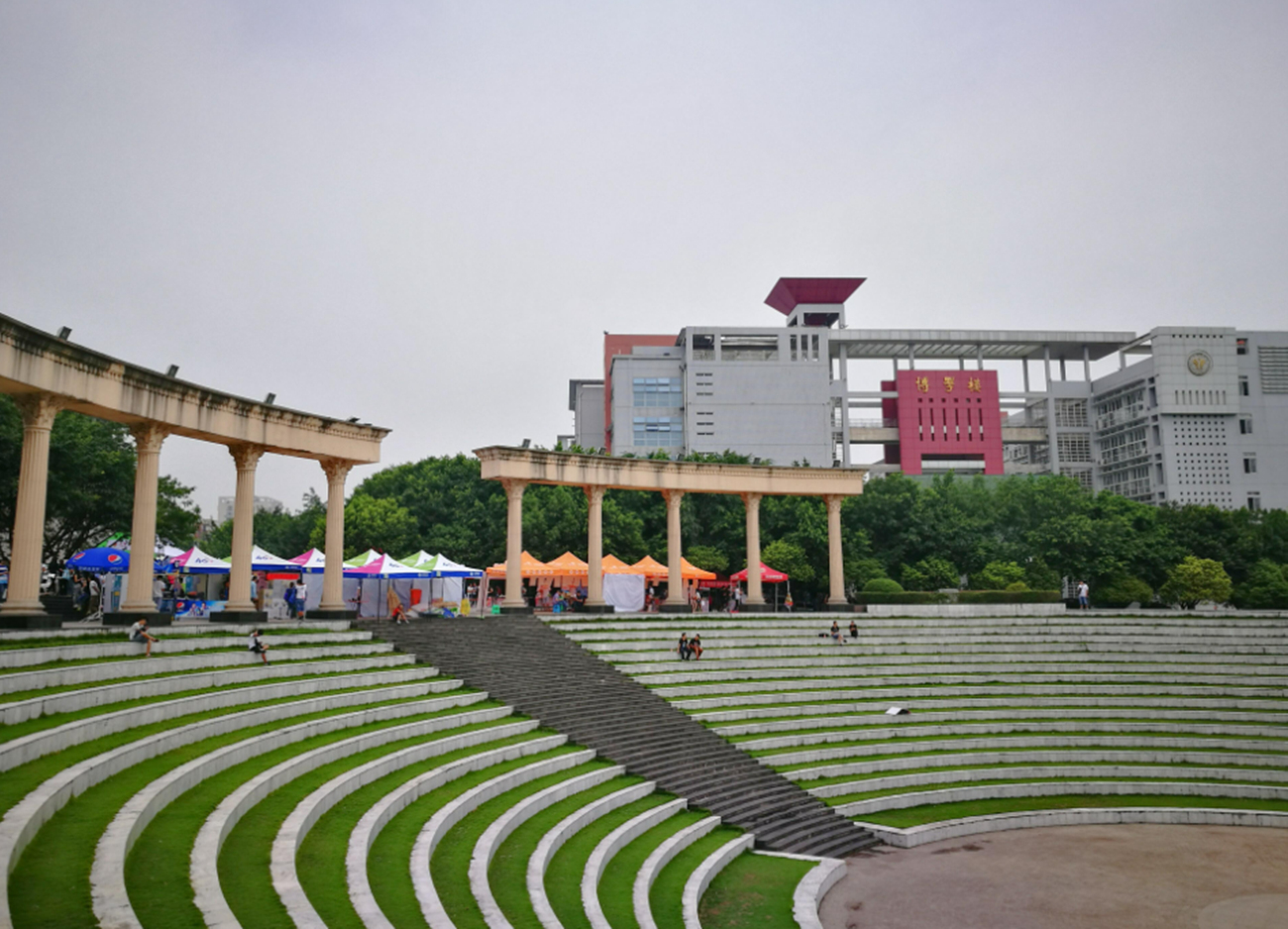 国内“环境”排名前十的大学，厦门大学斩获第一，浙江大学垫底