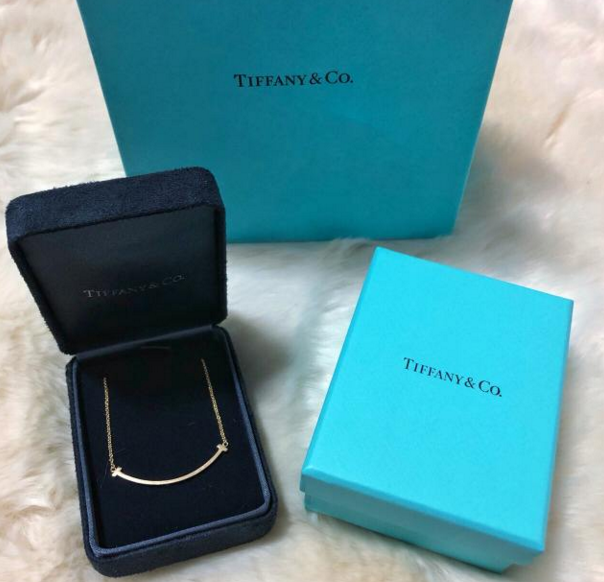 Tiffany T系列微笑项链上线寺库，演绎梦幻经典