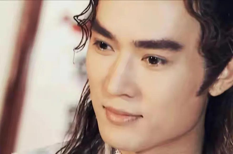歪瓜裂枣的丑男别尬演美男了，“剑眉星目”的绝世美男只服这7位