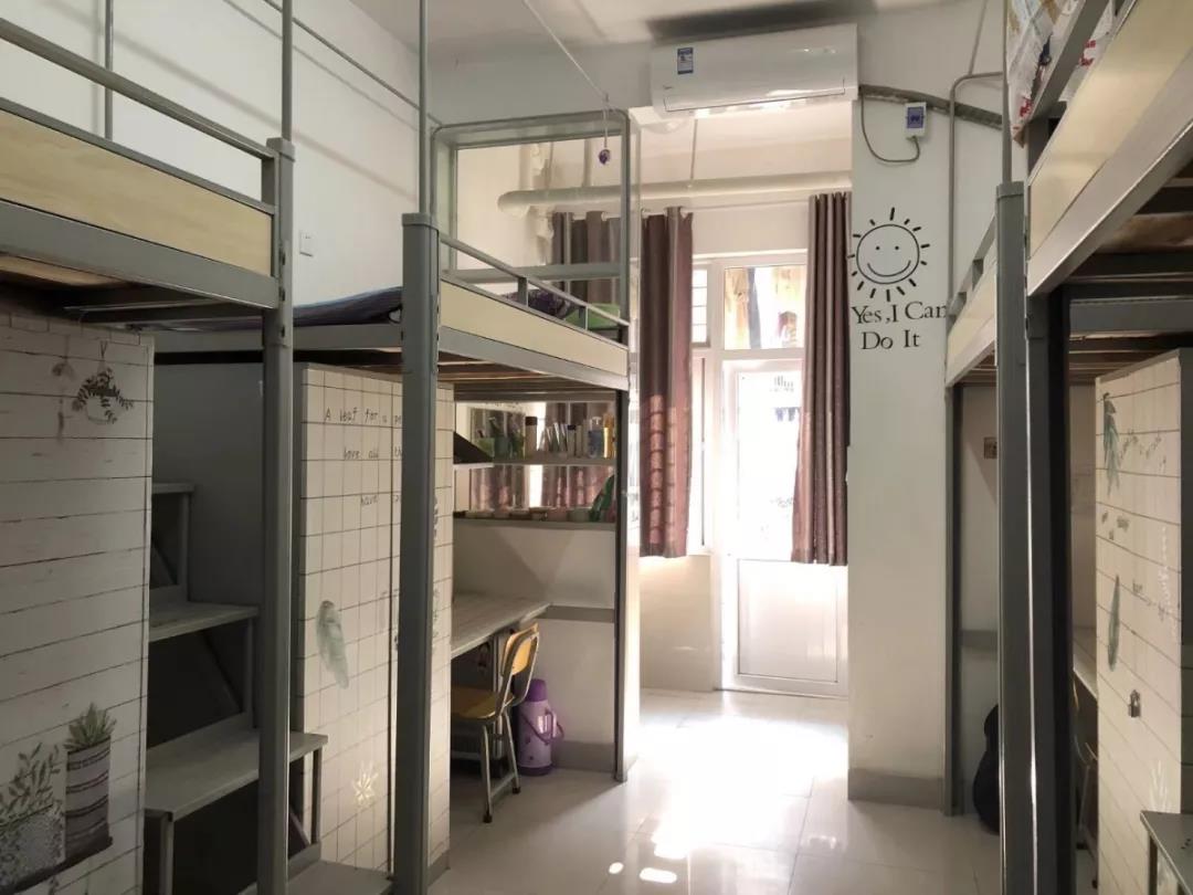 羡慕！独卫、空调配备，还有阳台！长江大学