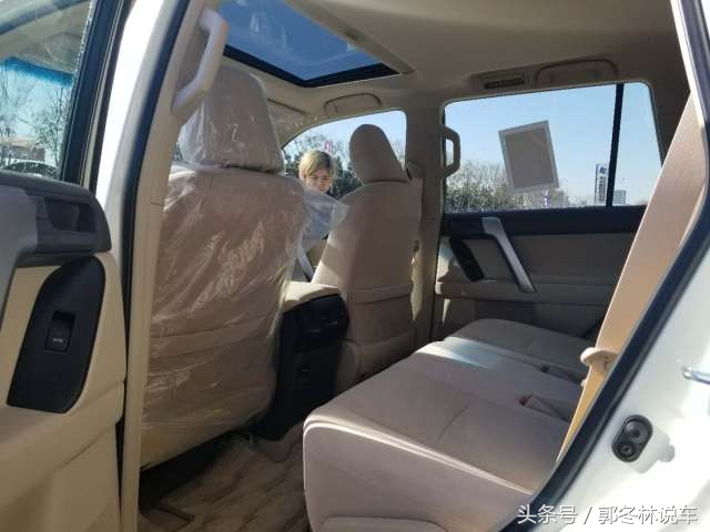 18款中东版霸道4000九气囊性价比怎么样？老司机带你秒懂这款车