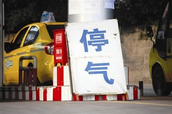 天然气价格重回3元时代 你还敢买LNG重卡吗？