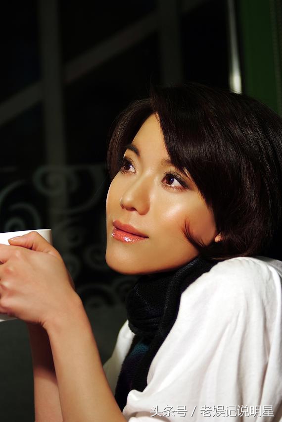 "黑鸭子"美女主唱:两次让房给长辈,自己住出租屋