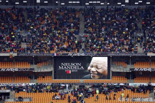 不是南非为了2010世界杯兴建的球场（南非世界杯已过去8年，再回顾那些球场）