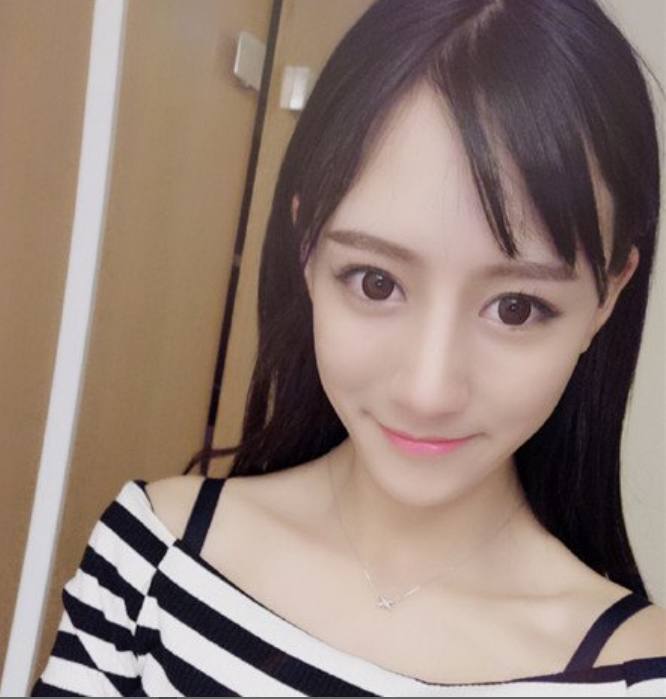 龙珠faker直播vs南波儿(虎牙主播南波儿为挣奶粉钱,情人节和男主播过?