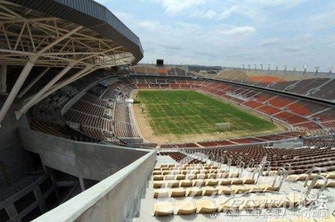 不是南非为了2010世界杯兴建的球场（南非世界杯已过去8年，再回顾那些球场）