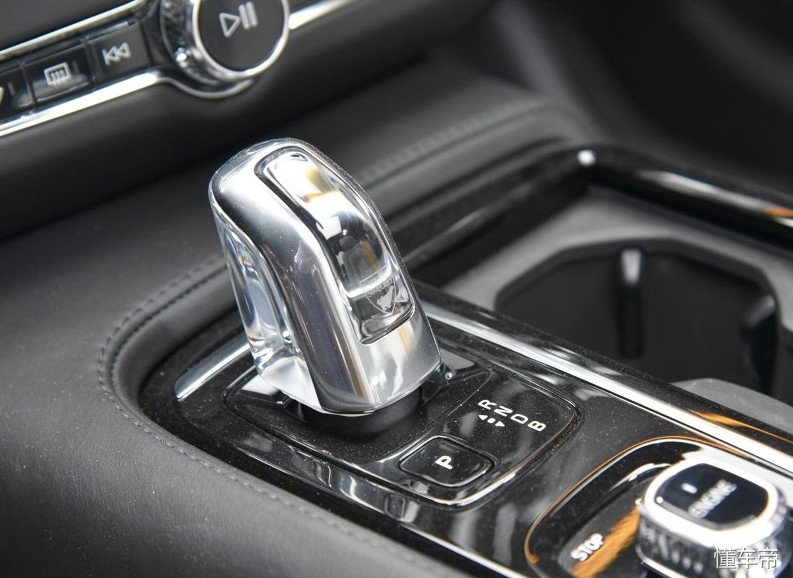 第一台真正的国产超跑，609马力订金2万，6000人排队待购