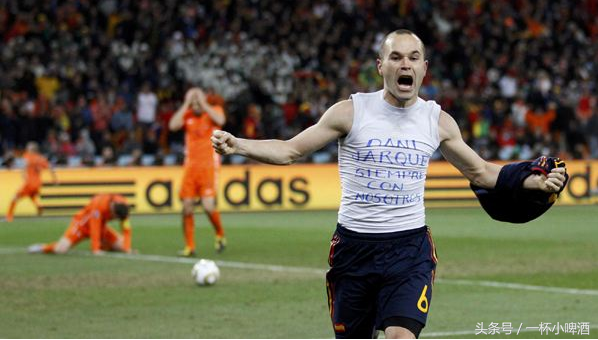 不是南非为了2010世界杯兴建的球场（南非世界杯已过去8年，再回顾那些球场）