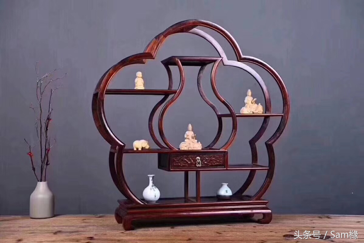 容纳的是历史，摆放的岁月——博古架