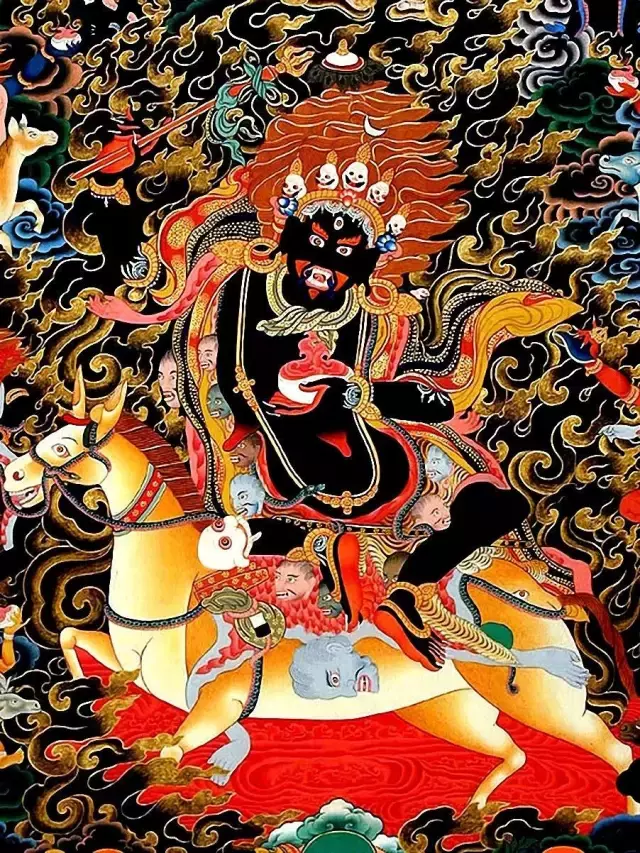 在藏地,玛哈嘎拉是第一男护法神.吉祥天母是女性第一女护法神.