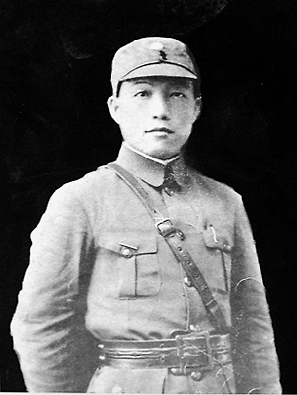 李晨的爷爷是哪位将军?