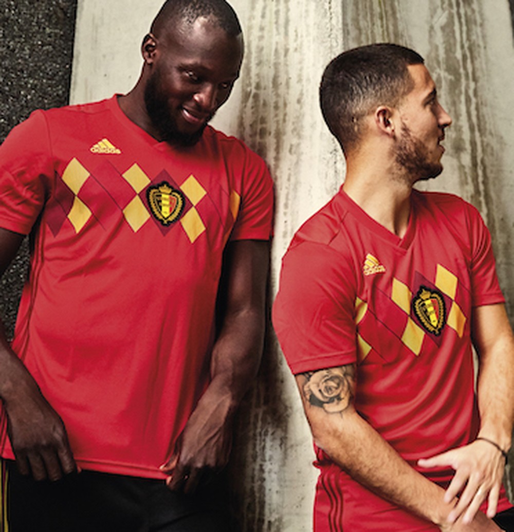 世界杯战袍发布（27支国家队公布世界杯战袍！款式超新颖，完爆中超球衣模板）