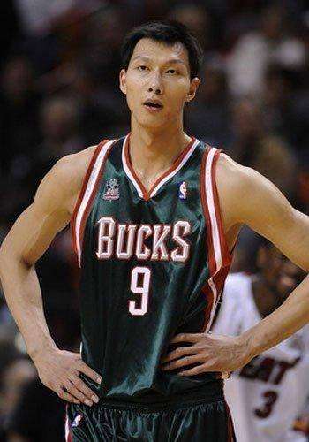 2002年火箭vs步行者回放（NBA中国球员们的首秀三人拿下0分, 姚明成数据最差的那一个）