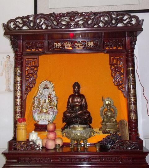 家里神位该如何摆放最好一,神位宜安放在宅之吉方或本命之吉方才能得