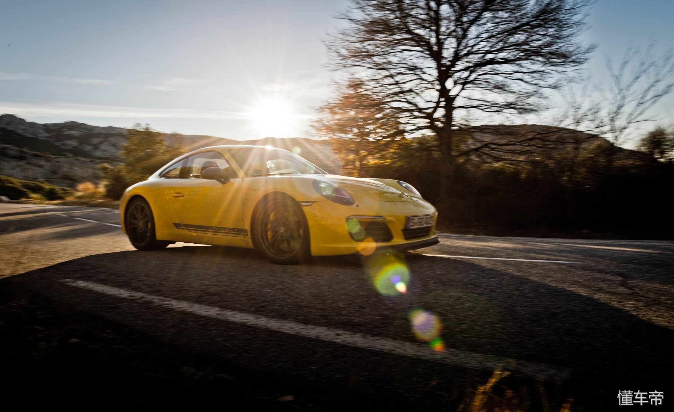 极致惊艳，超跑还得看赛道表现！ 2018款保时捷911 外媒试驾测评