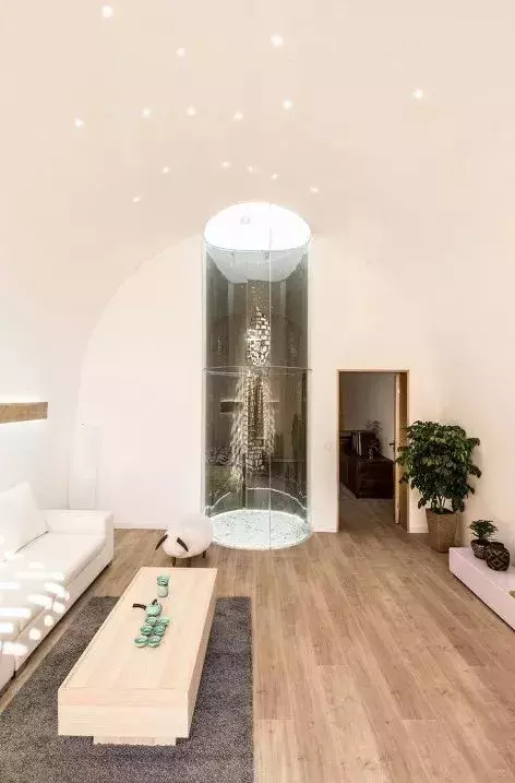 网红爆改275㎡窑洞变4套豪宅，叫板王思聪：不止你们是富二代