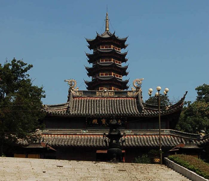 陕西十大著名寺庙排行榜，原来香火最旺的寺庙是这些