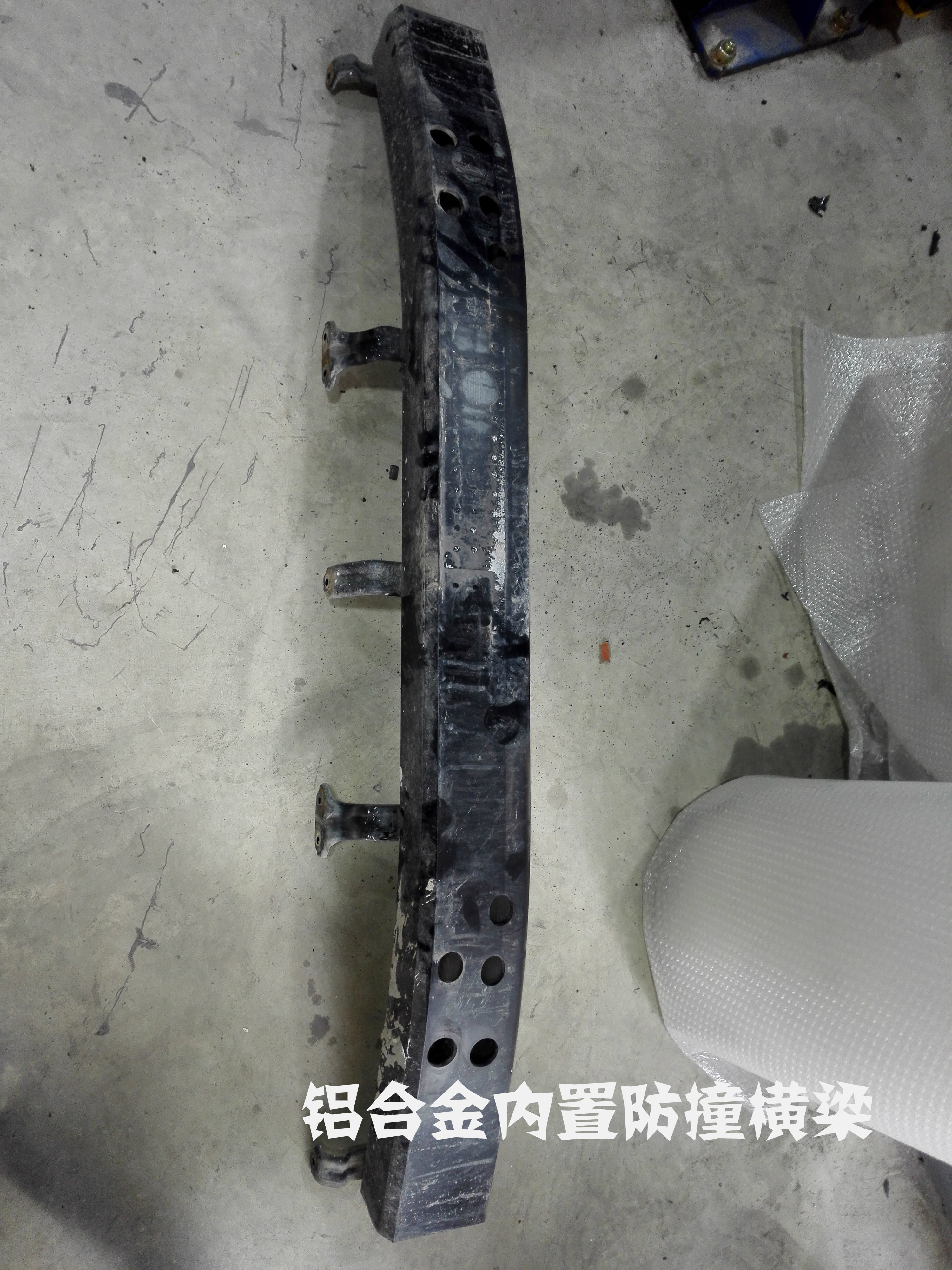 普拉多 LC150安装内置绞盘与射灯记